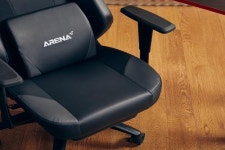 발 휴식까지 책임지는 게이밍의자, 제닉스 ARENA-X FOOT REST