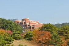 신라대 사범대학, 교사 임용시험 합격자 31명 배출···“체계적 교육 효과”