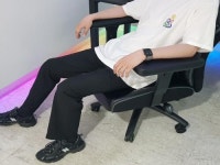 가죽 소파 같은 편안함, 제닉스 게이밍의자 ‘아레나 엑스 프리미엄 PC 체어’