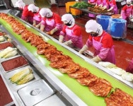 김치타운, 수출 활개…미국 첫 수출 개시