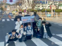 동서발전, 태양광 LED등 깔아 안전한 어린이 등하교 돕는다