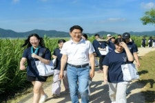 노관규 순천시장과 청소년, ‘2023 세계유산축전-선암사·순천갯벌’ 축전 열어