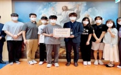 인천교구 상3동 삼위일체 성당 중고등부 주일학교, 인천성모병원에 저소득 환아 위한 성금 전달