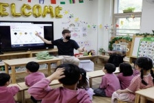 송파구, 어린이집에 원어민 영어선생님이? ...하하호호 등 2023년 송파의 변화를 이끈 10대 정책 선정