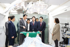 경주시, 황성공원 ‘이동형 병원’ 설치.. APEC 정상회의 대비 실전훈련