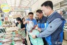 한수원 월성본부, 추석맞이 감포공설시장 장보기-청렴캠페인 시행