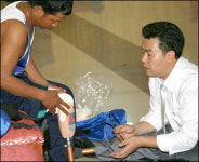 서울의지, 캄보디아에 보장구 무료지원