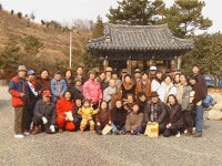 어린나이에 부모를 잃고