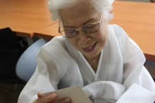 ‘찰칵’ 희망찍는 사진작가의 남 모를 애환