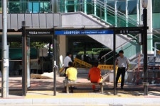 시각장애인 사고로 유도하는 선형블록