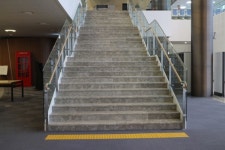 2% 부족한 장애인편의 외면 ‘국립세종도서관’