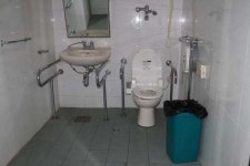 전국장애인기능대회장 장애인화장실 한숨만