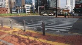 볼라드 설치, 광교 혜령공원앞 삼거리와 같다면
