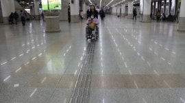 김포공항 국내선 청사1층 장애인 안전 ‘위협’