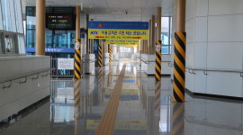 [보도후] KTX 정읍역, 모든 기둥에 안전보호대 설치