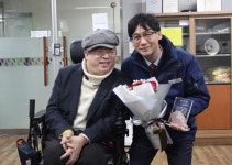 논현역 장애인화장실 ‘불편’ 속 시원히 해결