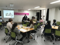 아산지역 사회복지종사자 인권특강을 진행