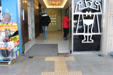 대통령상 죽암휴게소 화장실, 장애인 편의 이래서야