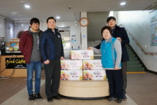 횡성군장애인종합복지관에 설맞이 과일후원