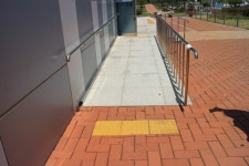 장애인에게 가혹한 다대포해수욕장 이용 편의