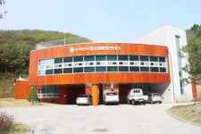 장애인 배려 부족, 수리산도립공원탐방안내소