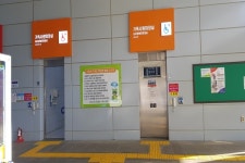 통영대전고속도로 덕유산휴게소 화장실 장애인 배려 부족