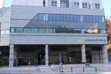 장애인 배려 부족, ‘은평통일로스포츠센터’