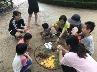 소리를 보여주는 사람들이 있습니다