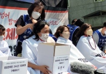 ‘발달장애인 24시간 지원체계 구축’ 집단 삭발 대표 이미지