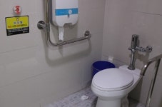 개방한 궁궐담장길, 장애인 편의 점검