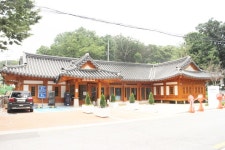 아쉬운 ‘원당마을 한옥도서관’ 장애인 편의