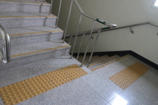 아쉬운 연천 전곡전통시장 공영주차장 장애인 편의