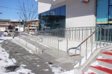 아쉬운 장애물 없는 정읍우체국 장애인 편의