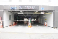 아쉬운 수원 팔달구 화서시장공영주차장 장애인 편의