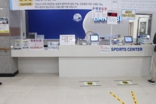 시범운영 거쳐 개관한 거제반다비체육센터 장애인 편의 점검