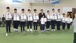 학생, 노인, 장애인, 비장애인 모두 함께 어울리는 게이트볼대회 출전