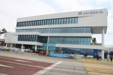 장애물 없는 우수등급 남원어울림도서관 아쉬운 장애인 편의