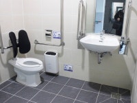 장애물 없는 괴산반다비국민체육센터 장애인 편의 일부 부족