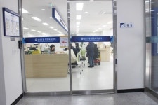 아쉬운 장애물 없는 부평구 삼산1동행정복지센터 장애인 편의