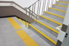 아쉬운 장애물 없는 임실군 임실읍사무소 장애인 편의