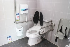 남양주시 도곡근린공원공중화장실 장애인 편의 일부 미흡