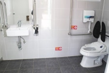 연수구 송도센트럴파크 근린공원 화장실 장애인 편의 미흡 이용 불편