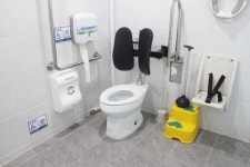 장애물 없는 우수등급 익산시 모인여행숲도서관 장애인 편의 점검