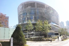 시범운영 들어간 장애물 없는 경기도서관 장애인 편의 점검