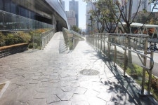 시범운영 들어간 장애물 없는 경기도서관 장애인 편의 점검