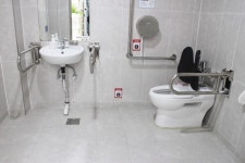 장애물 없는 영등포구 원지공원도서관 장애인 편의 점검