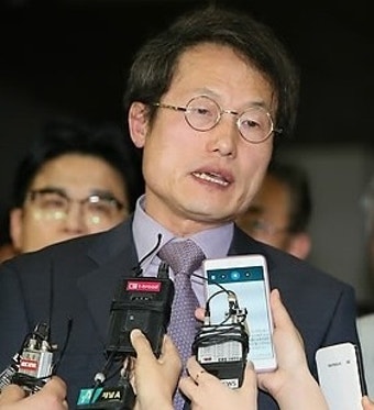 위기의 조희연...'직선제교육감' 논란으로 비화?
