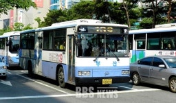 부산 시내버스 디자인 바꾼다