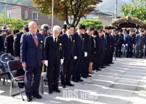 구미·문경서 박정희 대통령 37주기 추도식···참석자 작년보다 줄어