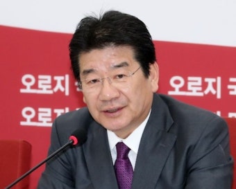 비박계 강석호, 與 최고위원직 공식 사퇴...